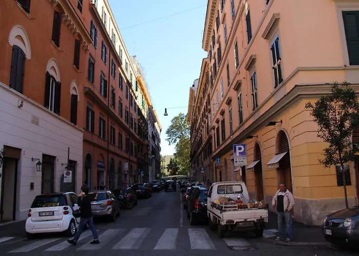 Pia Domus Konukevi Roma